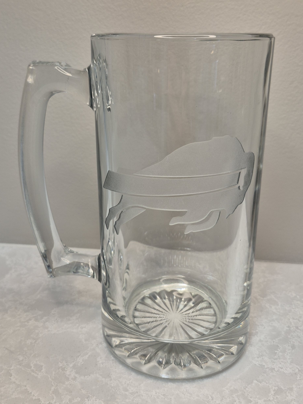 Buffalo Bills Etched Glass Beer Mug / Stein